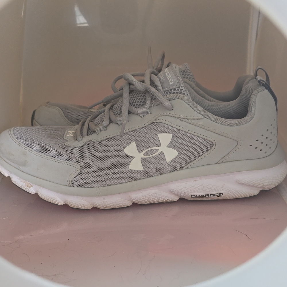 Under Armour Men's Gray Athletic Shoes